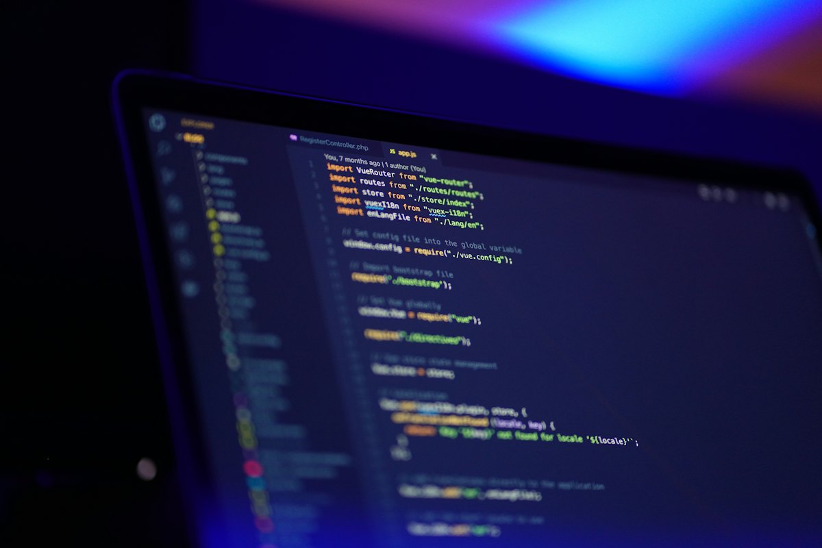 Laptop bei der Software-Aktualisierung